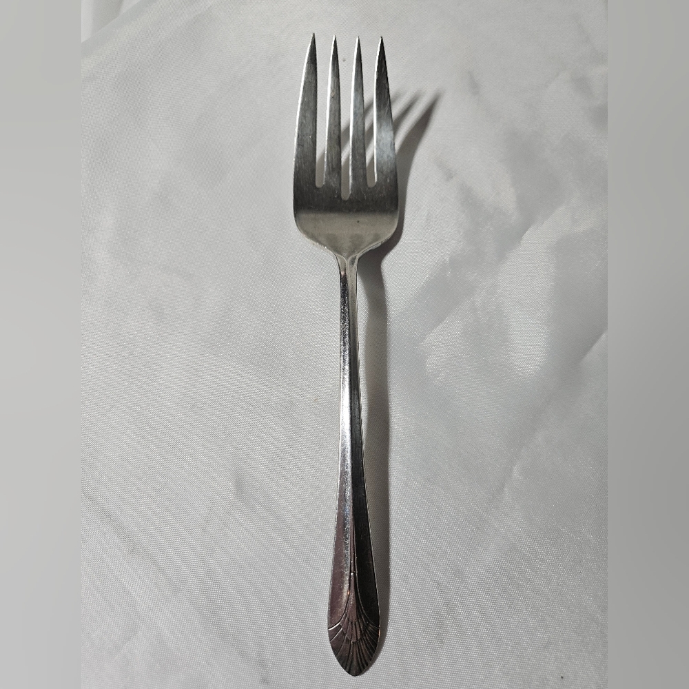 Rogers & Bros. IS Large Meat/Serving Fork Manhattan Pattern